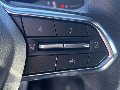 New 2026 Chevrolet Equinox EV LT image 51