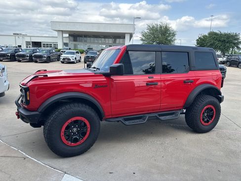 Used 2021 Ford Bronco Big Bend w/ Sasquatch Package image 1