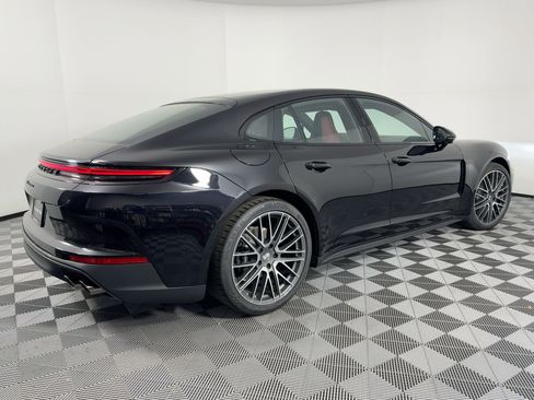 Used 2026 Porsche Panamera image 9