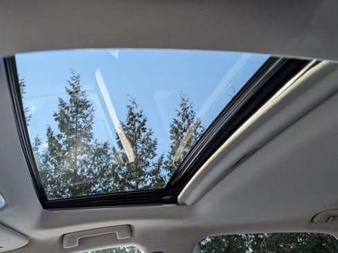 Used 2020 Lexus RX 450h AWD w/ Premium Package image 19