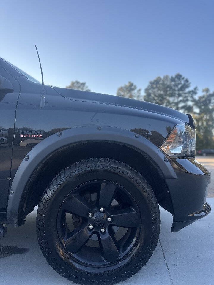 Used 2015 RAM 1500 Express w/ Black Ram 1500 Express Group AWD/4WD image 13