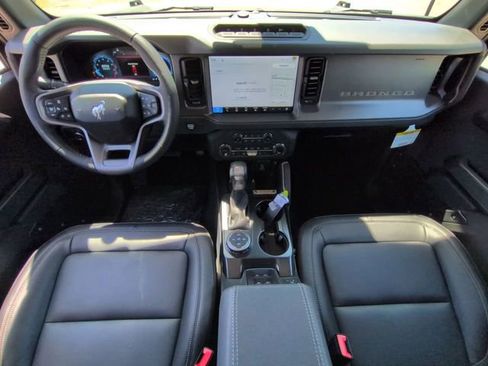 New 2026 Ford Bronco Badlands image 14