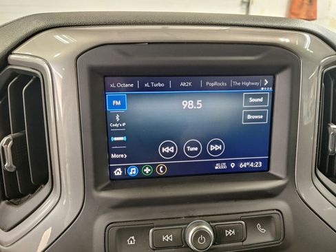 Used 2020 Chevrolet Silverado 1500 Custom w/ Custom Value Package image 19