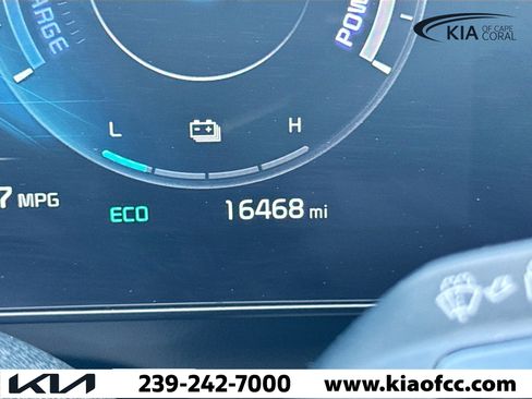 Used 2024 Kia Sportage SX Prestige image 41