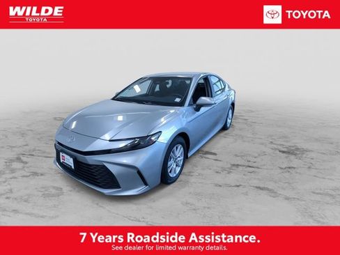 Certified 2026 Toyota Camry LE FWD image 5