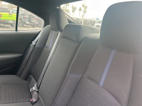 Used 2020 Toyota Corolla SE image 21