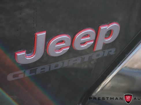 Used 2022 Jeep Gladiator Rubicon w/ LED Lighting Group image 13