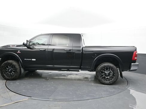 Used 2022 RAM 3500 Limited AWD/4WD image 10