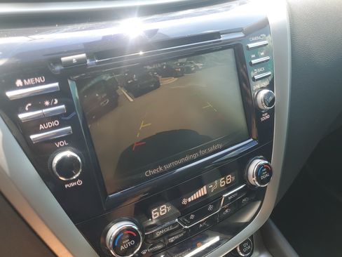 Used 2022 Nissan Murano SV AWD/4WD image 21