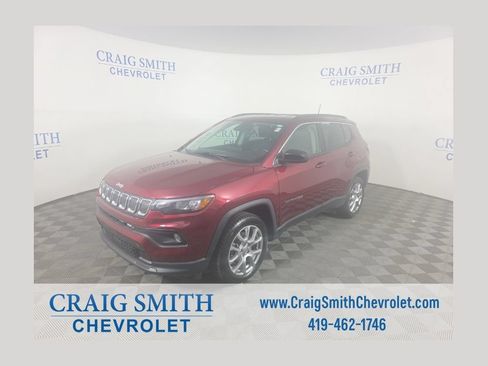 Used 2022 Jeep Compass Latitude AWD/4WD image 1