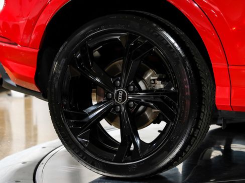 Used 2023 Audi Q3 2.0T Premium Plus w/ Premium Plus Package image 58