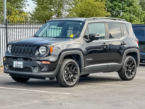 Used 2020 Jeep Renegade Altitude AWD/4WD image 7