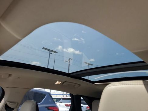 Used 2020 Ford Escape Titanium AWD/4WD image 18
