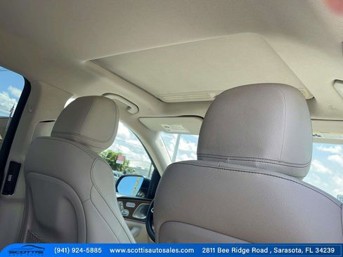 Used 2021 Mercedes-Benz GLS 450 4MATIC image 20