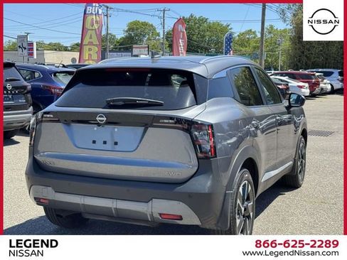 Used 2025 Nissan Kicks SV w/ SV Premium Package AWD/4WD image 6