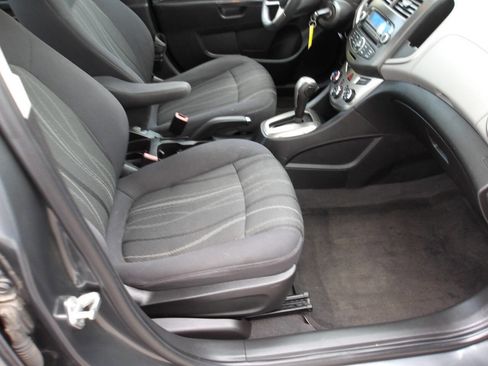 Used 2013 Chevrolet Sonic LT FWD image 6