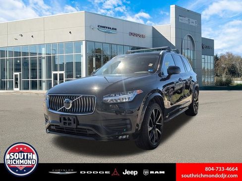 Used 2021 Volvo XC90 T6 Momentum w/ Climate Package image 1