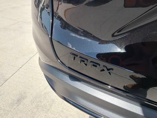 Certified 2024 Chevrolet Trax RS w/ Sunroof Package FWD image 25