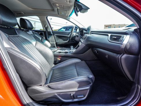 Used 2019 Genesis G70 2.0T Advanced w/ Elite Package image 32