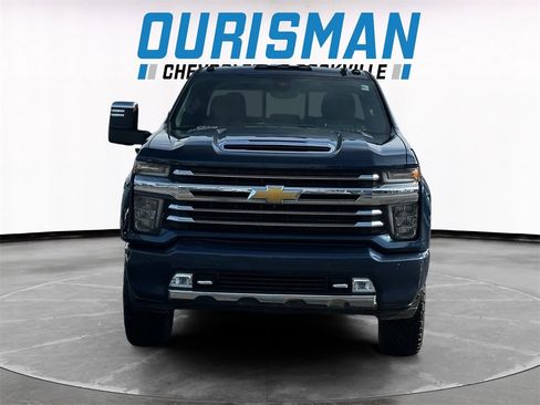 Used 2022 Chevrolet Silverado 2500 High Country w/ Z71 Off-Road Package image 8