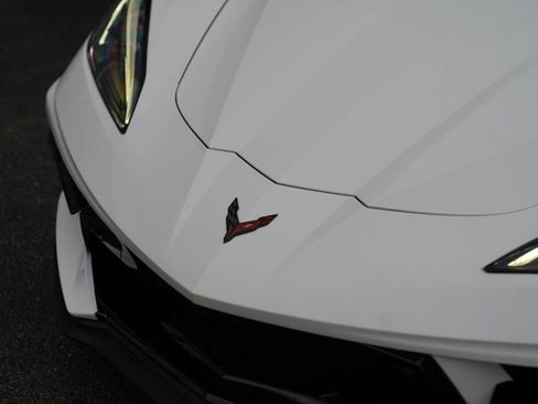 Used 2022 Chevrolet Corvette Stingray Preferred Cpe w/ 2LT RWD image 3