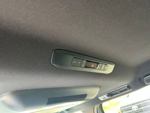 Used 2026 Toyota Sienna XLE Woodland Edition AWD/4WD image 15