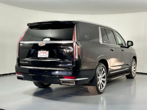 Used 2021 Cadillac Escalade ESV Premium Luxury Platinum image 7
