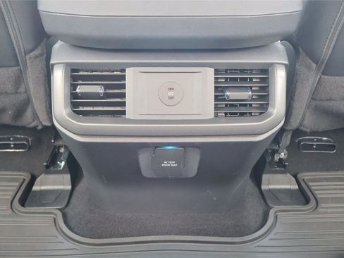 Certified 2025 Ford F150 Lariat w/ Equipment Group 501A Mid image 26