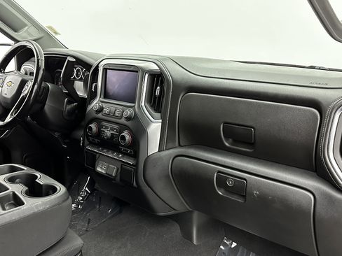 Used 2020 Chevrolet Silverado 1500 LT w/ All-Star Edition image 34