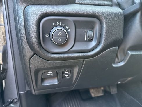 Used 2024 RAM 1500 Big Horn image 19