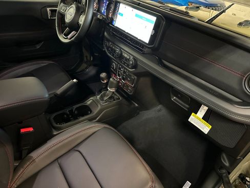 New 2026 Jeep Wrangler Unlimited Rubicon 392 AWD/4WD image 15