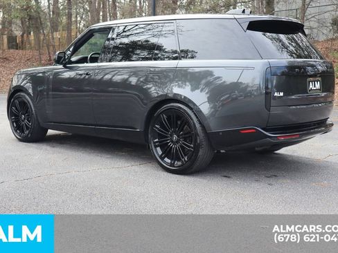 Used 2025 Land Rover Range Rover Long Wheelbase SE AWD/4WD image 8