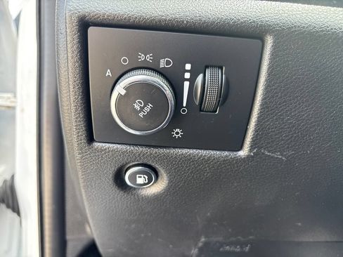 Used 2022 Jeep Grand Cherokee Limited AWD/4WD image 24