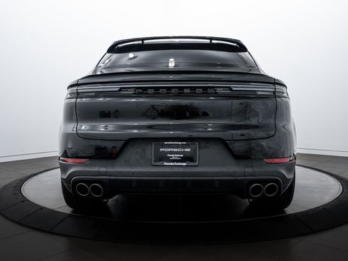 New 2026 Porsche Cayenne S image 6