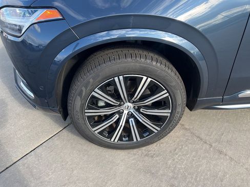 Certified 2025 Volvo XC90 B6 Plus image 9