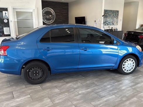 Used 2010 Toyota Yaris Sedan FWD image 8