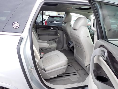 Used 2016 Buick Enclave Premium w/ Experience Buick Package image 10