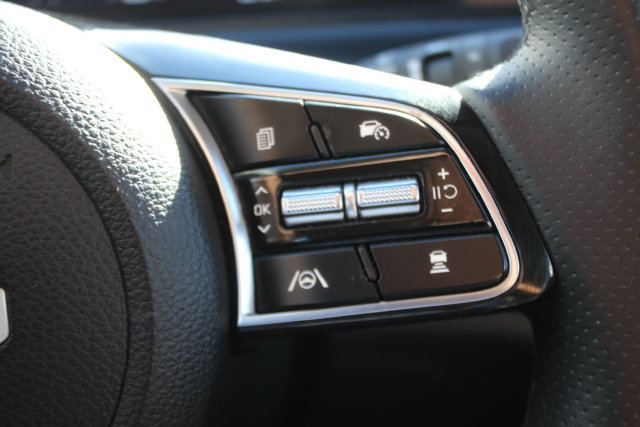 Used 2024 Kia Seltos SX w/ SX Sunroof Package AWD/4WD image 16