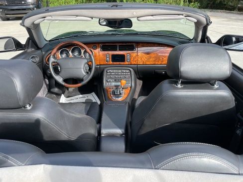 Used 2005 Jaguar XK8 Convertible image 13