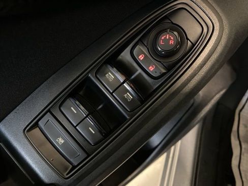 Used 2021 Subaru Impreza 2.0i image 10