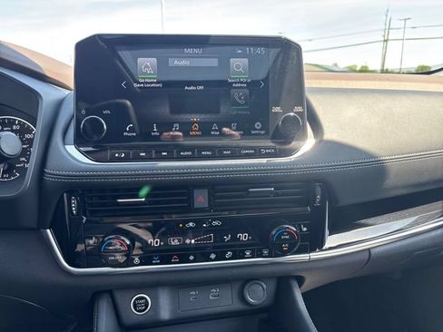 Used 2023 Nissan Rogue SL w/ SL Premium Package AWD/4WD image 18