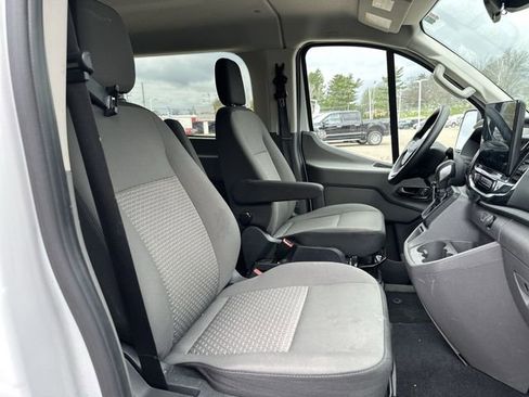 Used 2024 Ford Transit 350 XLT image 27