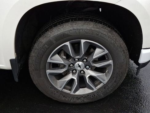 Used 2019 Chevrolet Silverado 1500 RST image 12