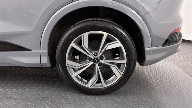 Used 2023 Audi Q4 e-tron Premium Plus w/ Premium Plus AWD/4WD image 38