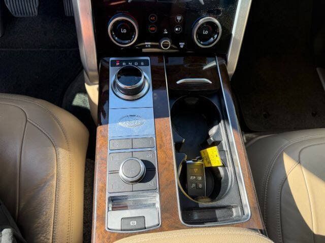 Used 2020 Land Rover Range Rover AWD/4WD image 17