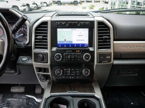 Used 2020 Ford F450 Lariat w/ Lariat Ultimate Package AWD/4WD image 18