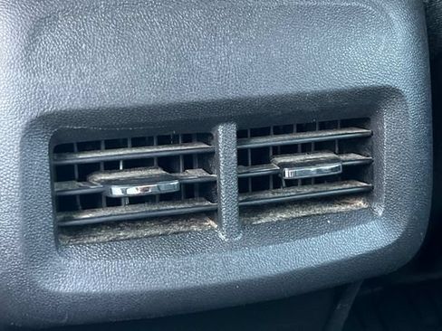 Used 2020 GMC Terrain SLE w/ LPO, Floor Liner Package AWD/4WD image 15