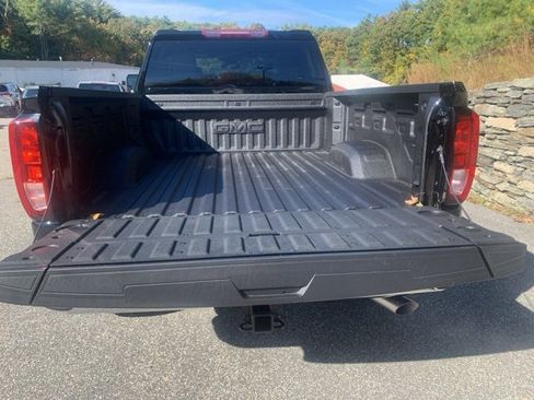 New 2026 GMC Sierra 2500 SLE w/ SLE Value Package; image 8