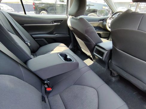 Used 2022 Toyota Camry LE w/ Carpet Mat Package (TMS) FWD image 15