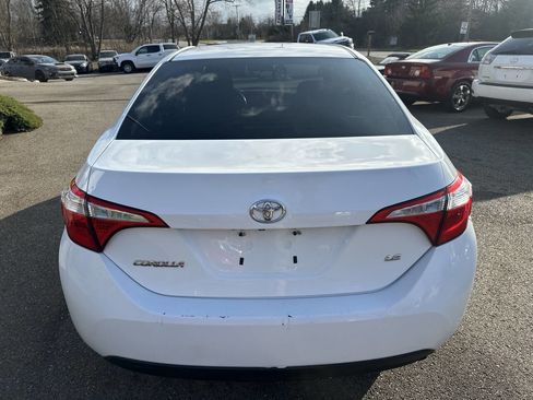 Used 2014 Toyota Corolla LE image 5